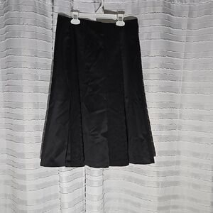 3/$10Coast Elegant Black Pleated Midi A-Line Skirt with Beautiful Lace Detailing